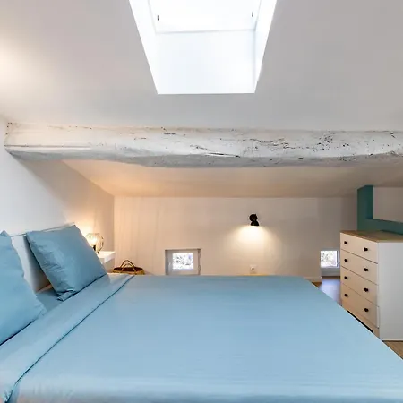 L'Alouette - Duplex Calme, Climatise, Hyper-Centre Апартаменты *